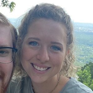 Meet your Posher, Caroline